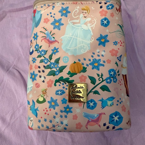 Petunia Pickle Bottom Cinderella Themed Pink Bottle Bag - Picture 1 of 4
